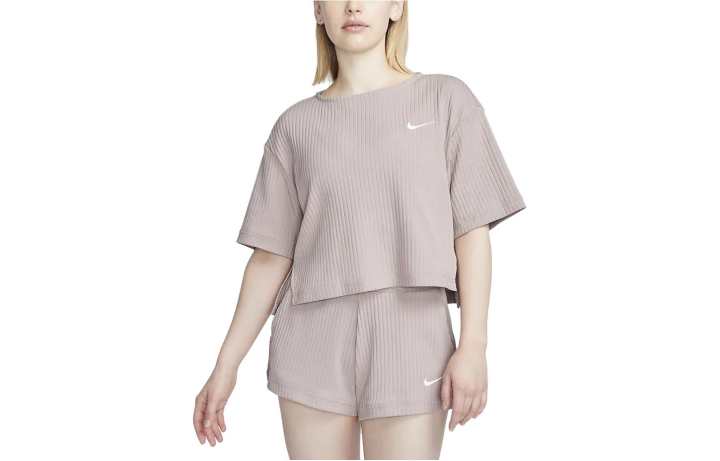 Nike Nike T Shirts Women's Rose Brown Crew Neck Moderate Straight Fit