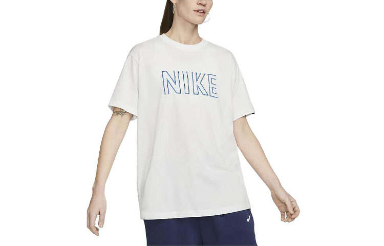 Nike Nike T Shirts Women's White Crew Neck Moderate Straight Fit