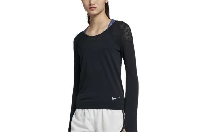 Nike Nike T Shirts Women's Black Crew Neck Moderate Straight Fit
