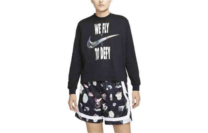 Nike Nike T Shirts Women's Black Crew Neck Moderate Straight Fit