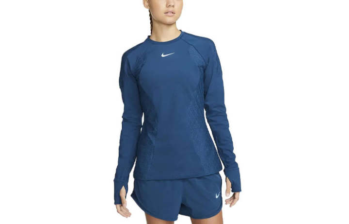 Nike Nike T Shirts Women's Violet Blue Crew Neck Moderate Straight Fit