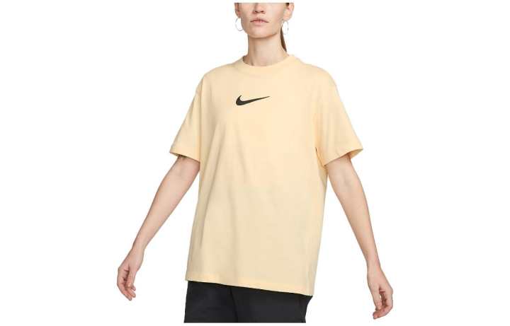 Nike Nike T Shirts Women's Ginger Yellow Crew Neck Moderate Straight Fit
