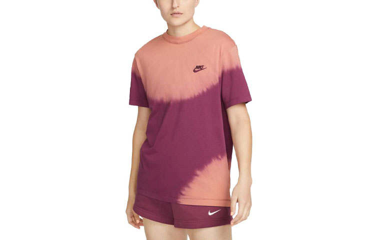 Nike Nike T Shirts Women's Rosewood Crew Neck Moderate Straight Fit