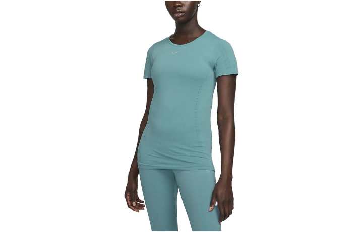 Nike Nike T Shirts Women's Peacock Blue Crew Neck Moderate Straight Fit
