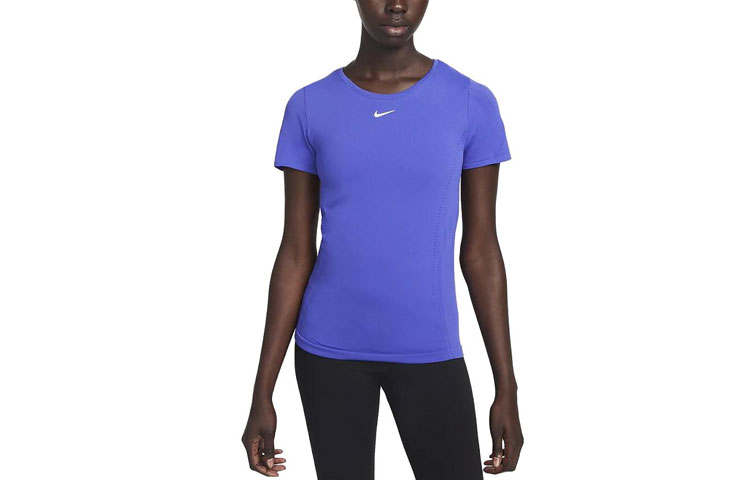 Nike Nike T Shirts Women's Blue Crew Neck Moderate Straight Fit