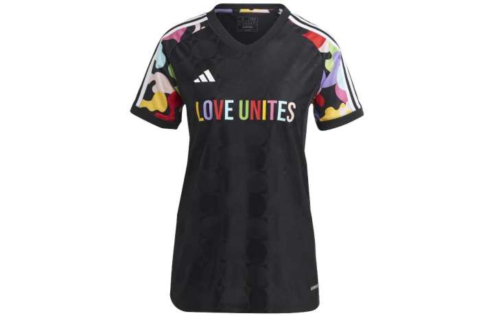 Adidas Adidas T Shirts Women's Black V Neck Moderate Straight Fit
