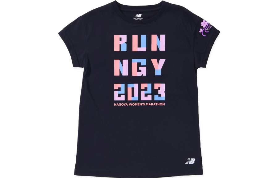 New Balance New Balance T Shirts Women's Black Crew Neck Moderate Straight Fit