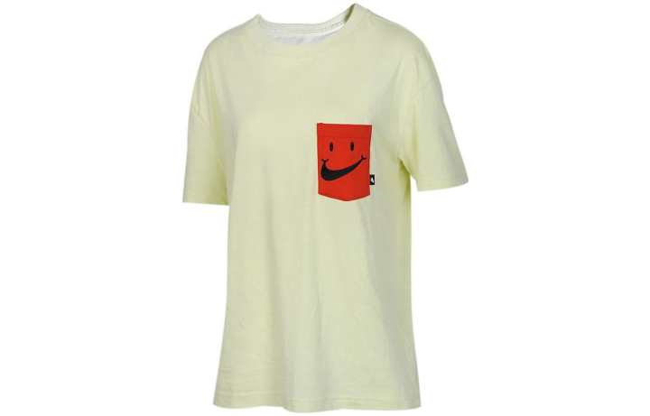 Nike Nike T Shirts Women's Yellow Crew Neck Moderate Straight Fit