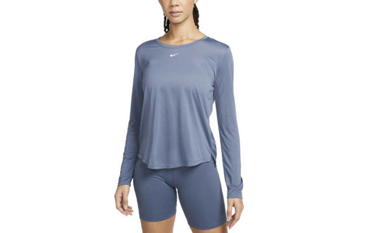 Nike Nike T Shirts Women's Diffused Blue Crew Neck Moderate Straight Fit