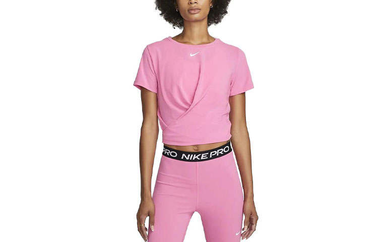 Nike Nike T Shirts Women's Peach Crew Neck Moderate Straight Fit