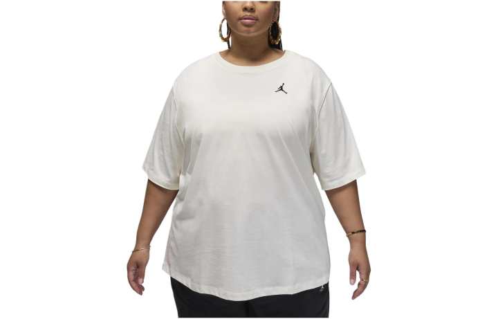 Jordan JORDAN Essentials Women's Girlfriend T-Shirt Plus Size