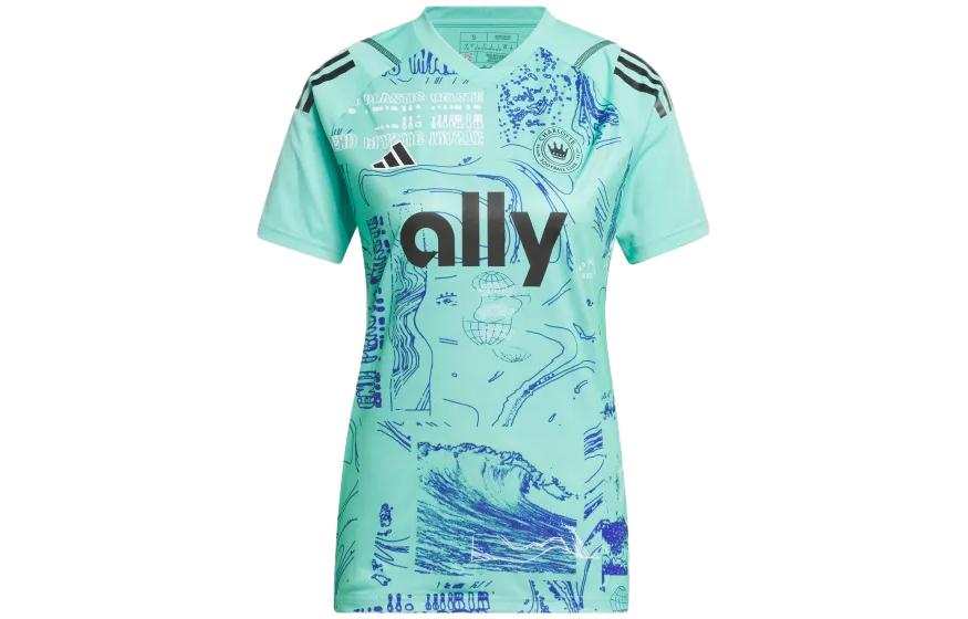 Adidas Adidas T Shirts Women's Green V Neck Moderate Straight Fit