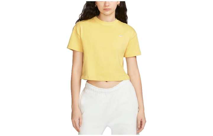Nike Nike Women's W Nrg Solo Swoosh Ss Tee Yellow