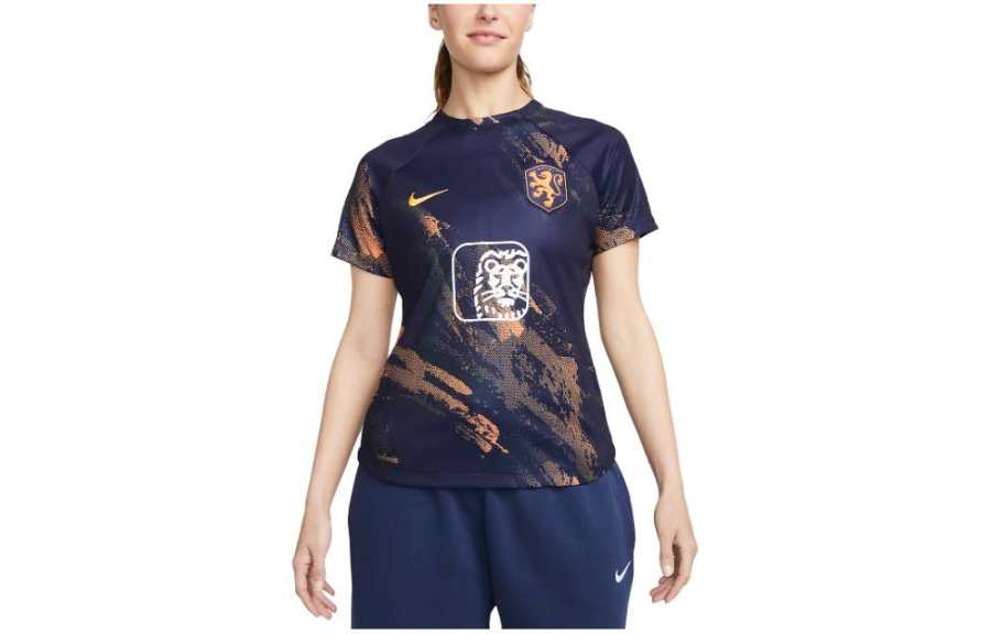 Nike Nike T Shirts Women's Blue Crew Neck Moderate Straight Fit