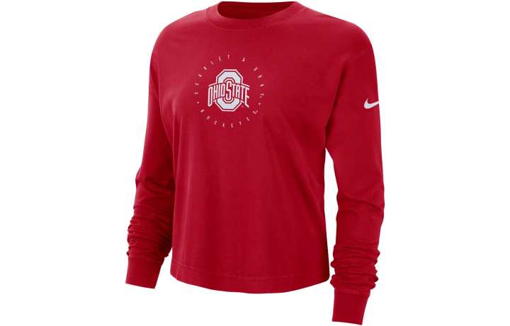 Nike Nike Sweatshirts Women's Red Crew Neck Moderate Regular