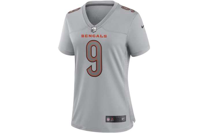 Nike Nike T Shirts Women's Gray V Neck Moderate Other