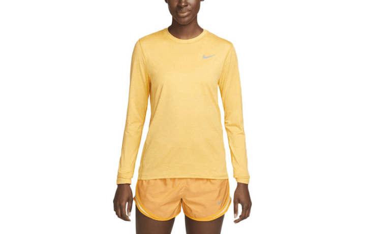 Nike Nike T Shirts Women's Topaz Gold Crew Neck Moderate Straight Fit