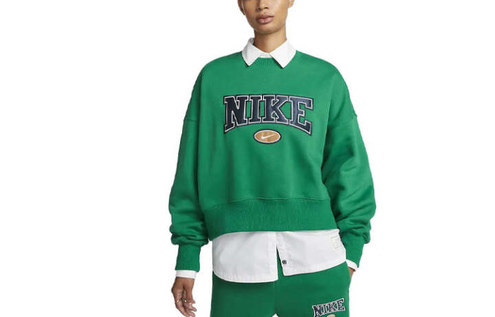 Nike Nike Sweatshirts Women's Green Crew Neck Moderate Regular