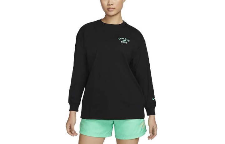 Nike Nike Sweatshirts Women's Black Crew Neck Moderate Regular