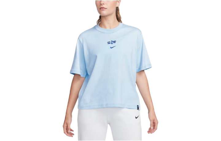 Nike Nike T Shirts Women's Sky Blue Crew Neck Moderate Straight Fit