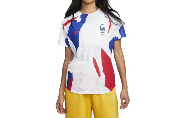 Nike Nike T Shirts Women's White Crew Neck Moderate Other