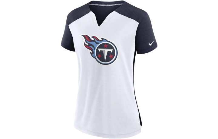 Nike Nike T Shirts Women's White V Neck Moderate Straight Fit