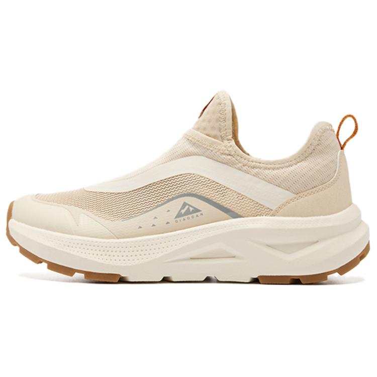 QIAODAN Breathable And Quick Dry Breathable And Quick Dry Low top Trail Running Shoes Women's Beige