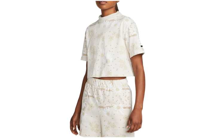 Nike Nike Knitwear Women's White Crew Neck Moderate Other