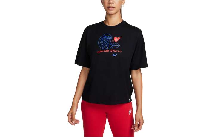 Nike Nike T Shirts Women's Black Crew Neck Moderate Straight Fit