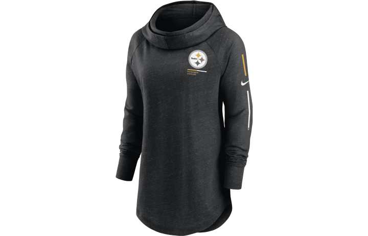 Nike Nike Sweatshirts Women's Black Turtleneck Moderate Regular