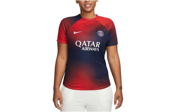 Nike Nike T Shirts Women's Black Red Crew Neck Moderate Straight Fit