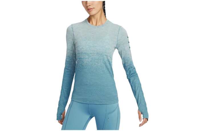 Nike Nike Sweatshirts Women's Sky Blue Crew Neck Moderate Regular
