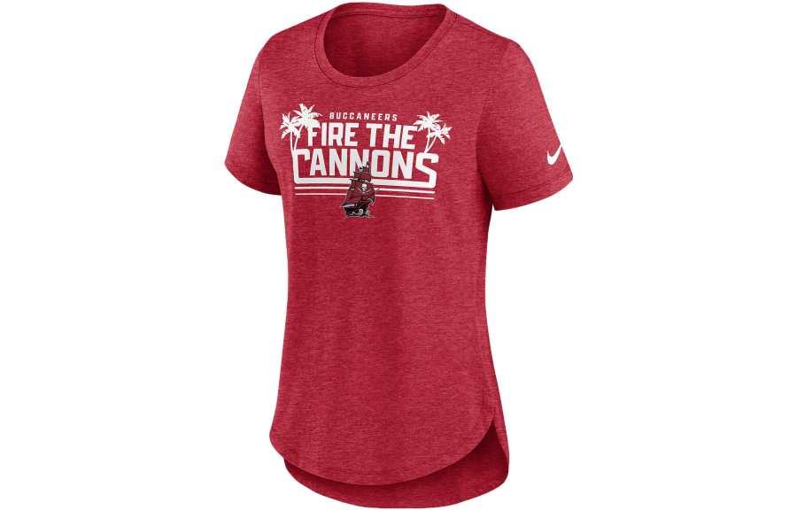 Nike Nike T Shirts Women's Red Crew Neck Moderate Straight Fit