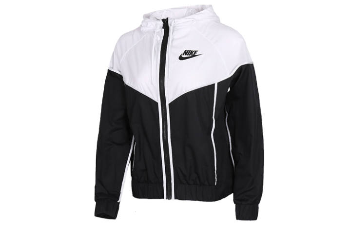 Nike Nike Jackets Women's Hooded Moderate