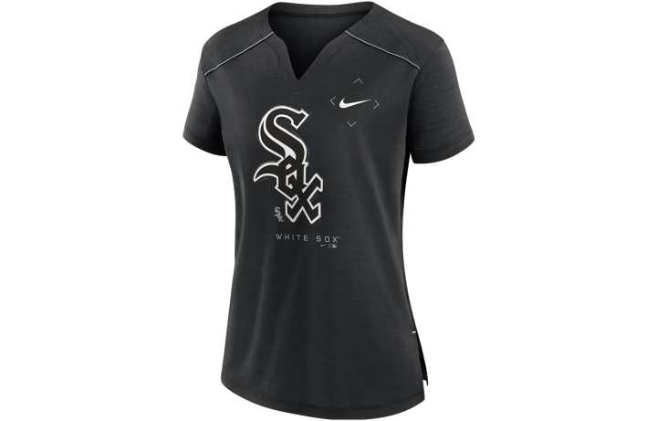 Nike Nike T Shirts Women's Black V Neck Moderate Straight Fit
