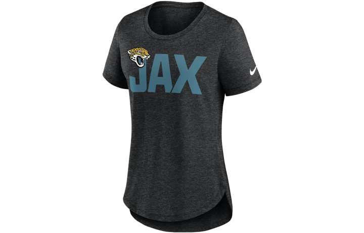 Nike Nike T Shirts Women's Black Crew Neck Moderate Straight Fit