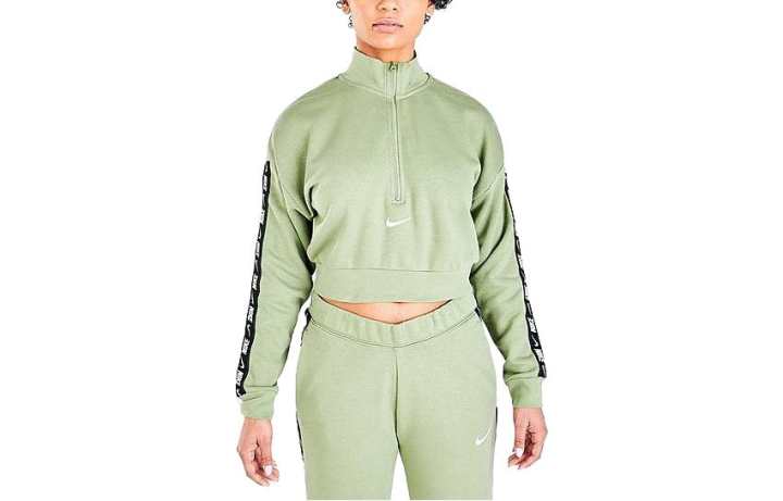 Nike Nike Sweatshirts Women's Green Half Turtleneck Moderate Regular