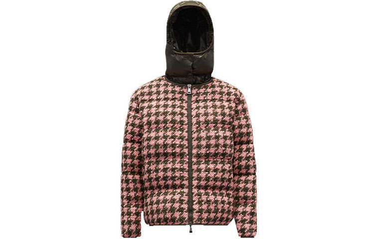 Moncler Down Jacket Women's Salmon Pink