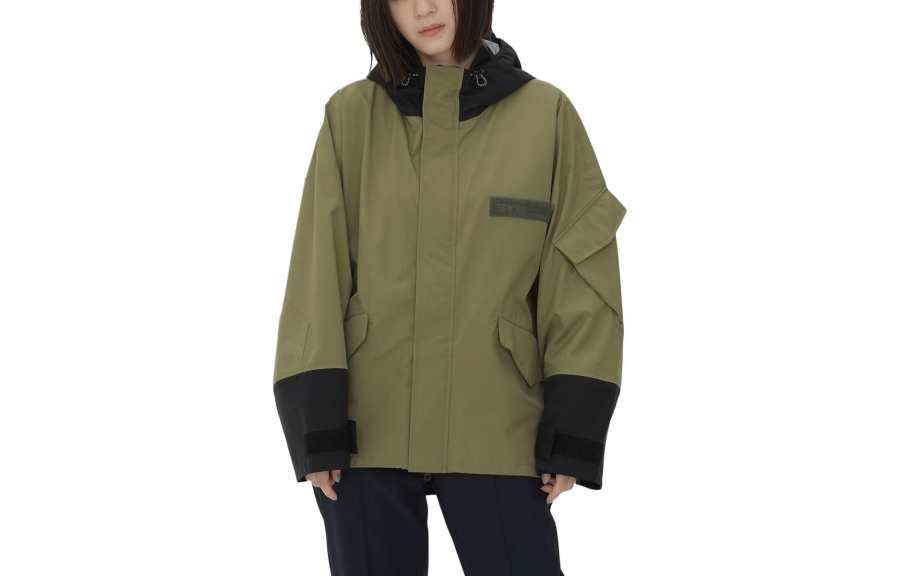 New Balance New Balance MET24 Millitary Shell Parka Jackets & Coats Women's Yellow Green