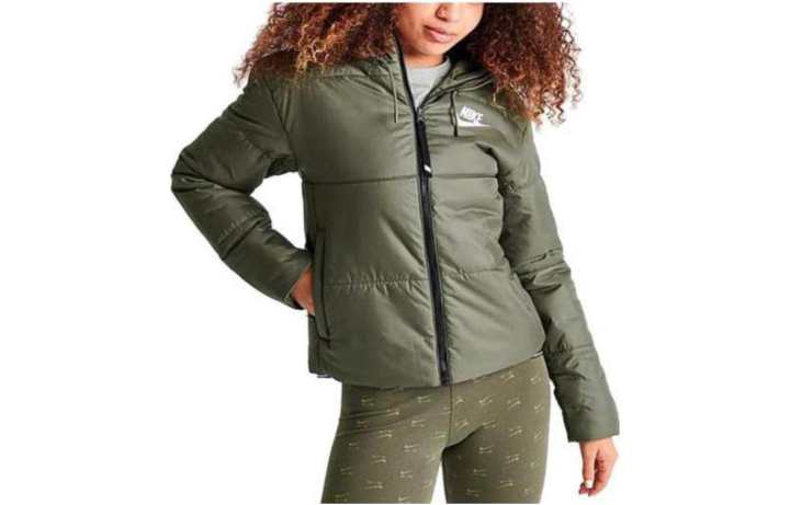 Nike Nike Jackets Women's Green Hooded Moderate Other