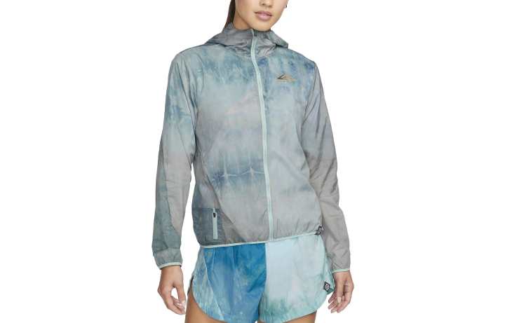 Nike Nike Jackets Women's Multicolor Hooded Moderate Other