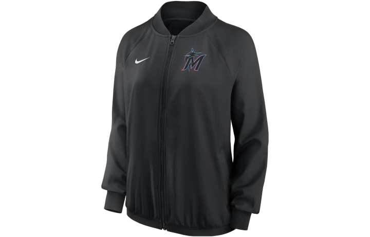 Nike Nike Jackets Women's Black Crew Neck Moderate Other