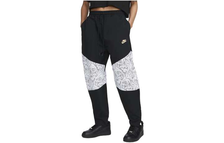 Nike Nike Knitted Sweatpants Women's Black Moderate Cuffed Pants
