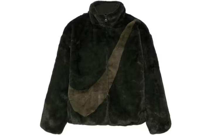 Nike Nike Women'ss Faux Fur Oversized Swoosh Logo Jacket Carbon Green/Medium Olive