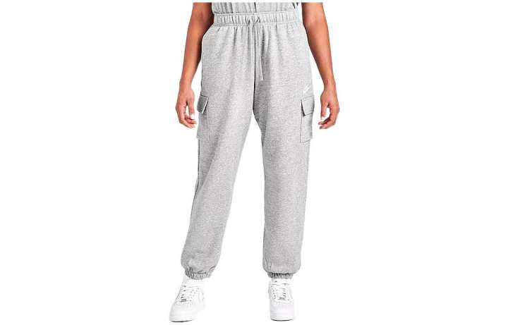 Nike Nike Sportswear Club Fleece Women's Mid-Rise Oversized Cargo Sweatpants