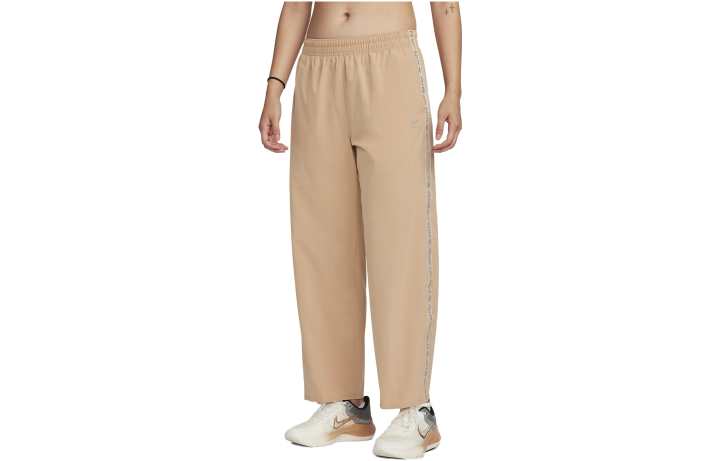 Nike Nike Casual Pants Women's Apricot Moderate Straight Fit Pants