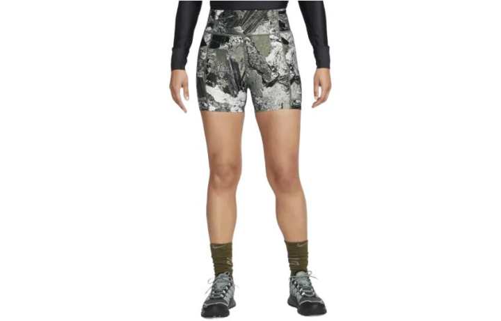 Nike Nike Casual Shorts Women's Green Moderate