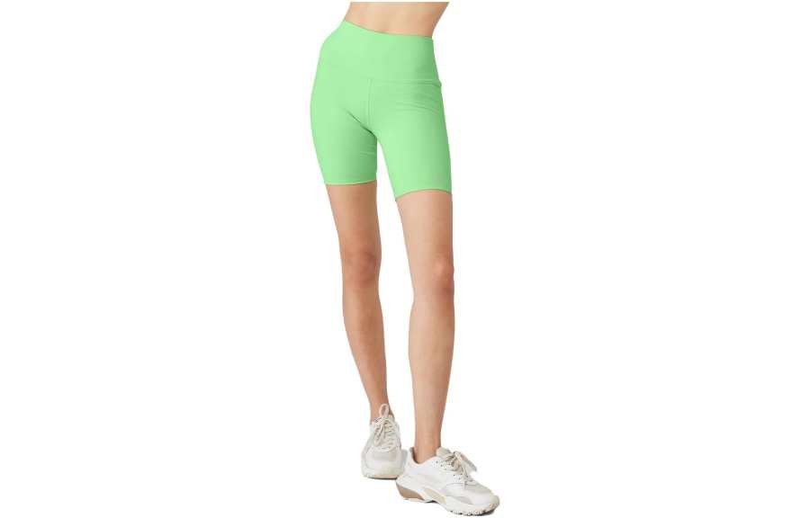 Alo Yoga Casual Shorts Women's Moderate