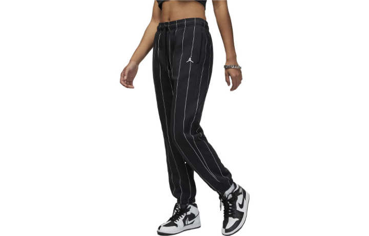 Jordan Jordan Brooklyn Knitted Sweatpants Women's Black Moderate Cuffed Pants