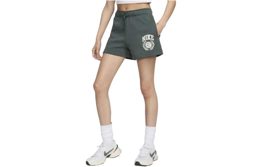 Nike Nike Sportswear Club Fleece Women's Mid-Rise Graphic Shorts